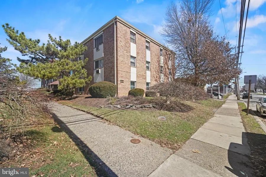8115 W Chester Pike ##a-8, Upper Darby, PA 19082 - #3