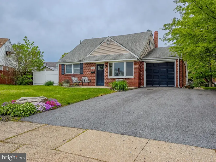 520 Lindsay St, Ridley Park, PA 19078 - #3