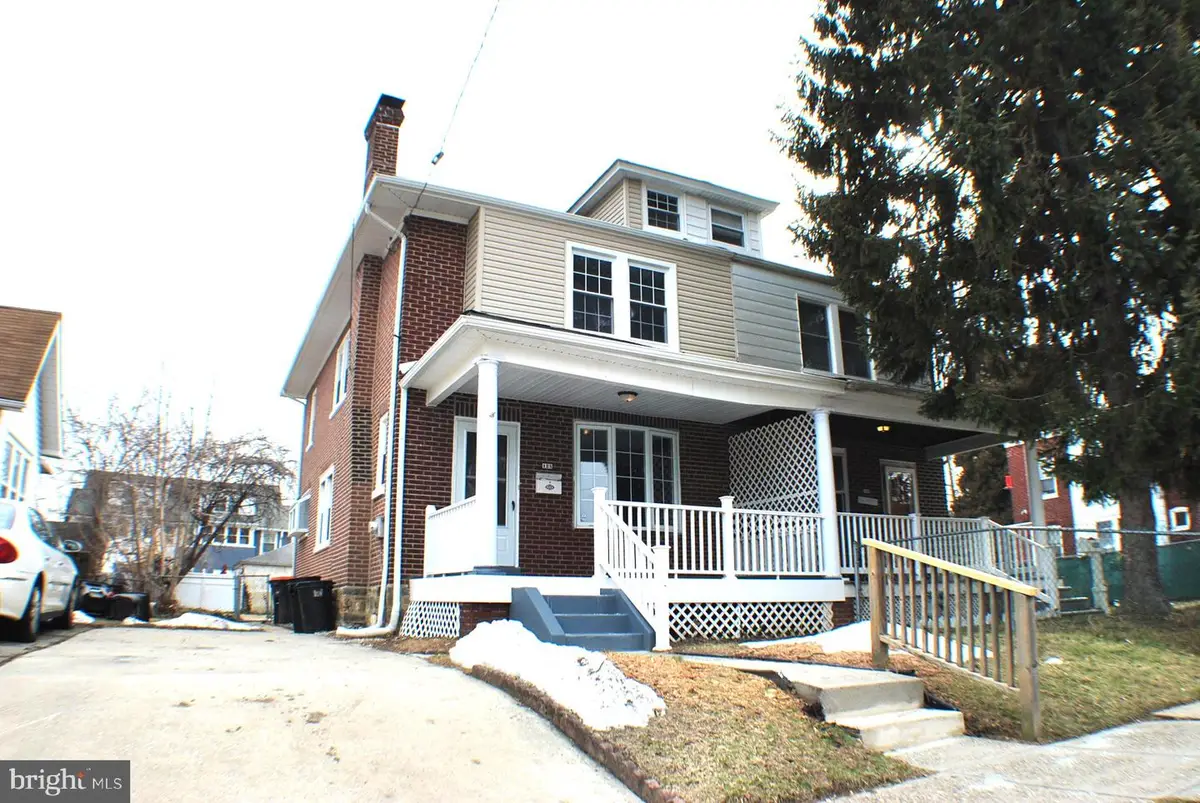 125 E Avon Rd, Brookhaven, PA 19015 - #1