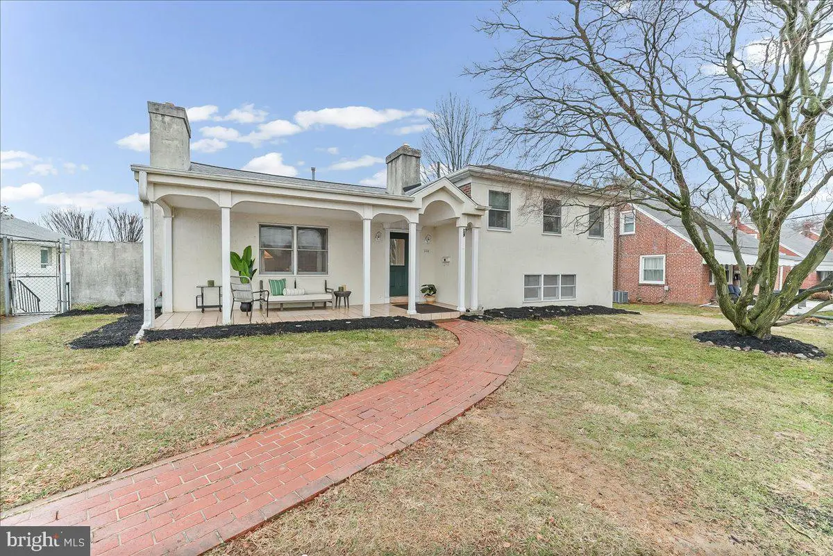 658 E Leamy Ave, Springfield, PA 19064 - #1