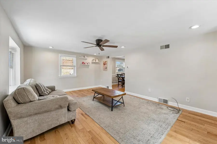 611 Glenfield Ave, Glenolden, PA 19036 - #3