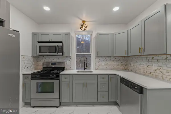 236 Mill St, DARBY, PA 19023