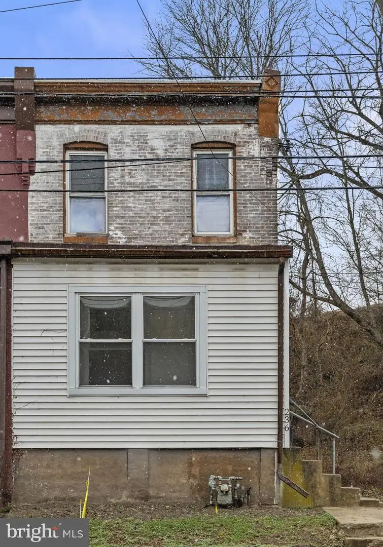 236 Mill St, Darby, PA 19023 - #2