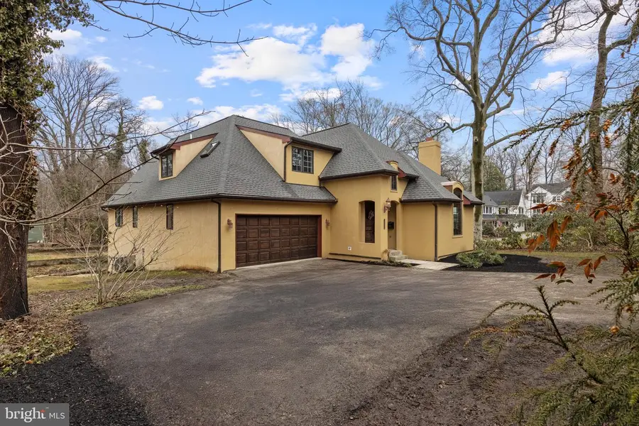 525 N Swarthmore Ave, Swarthmore, PA 19081 - #2