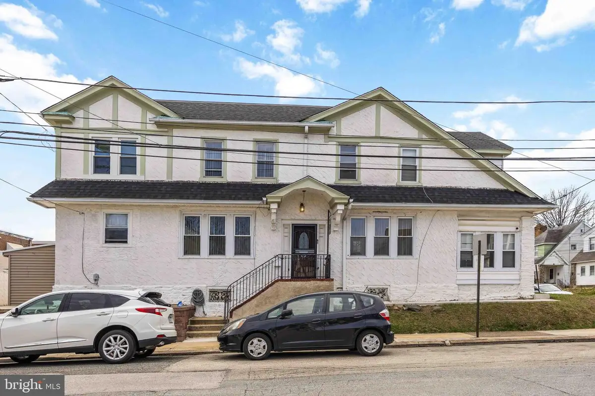 537 Elm Ave, Upper Darby, PA 19082 - #1