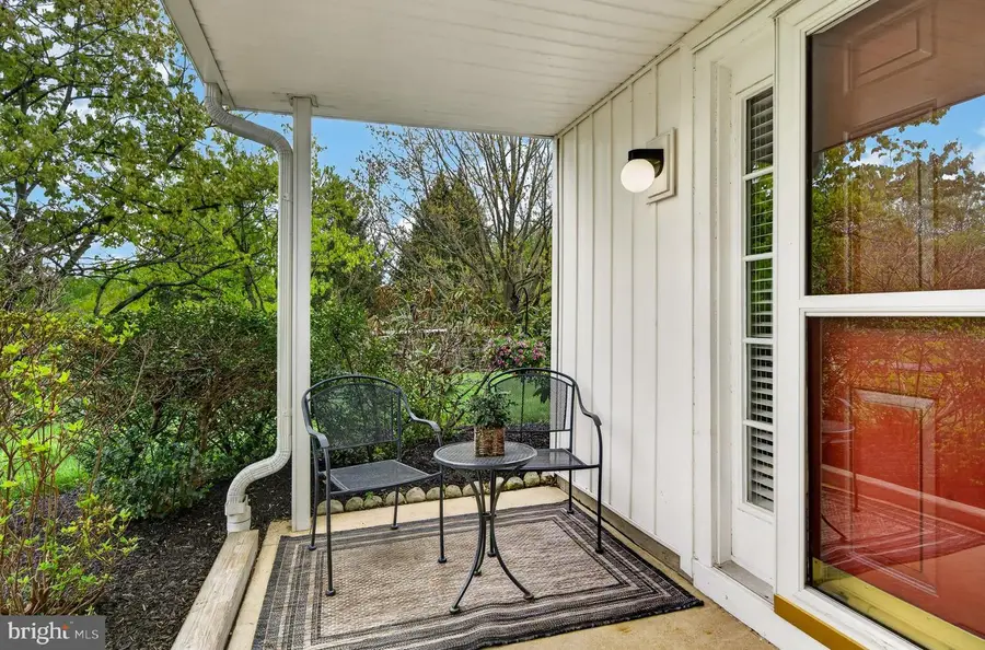 297 Stanton Ct, Glen Mills, PA 19342 - #3
