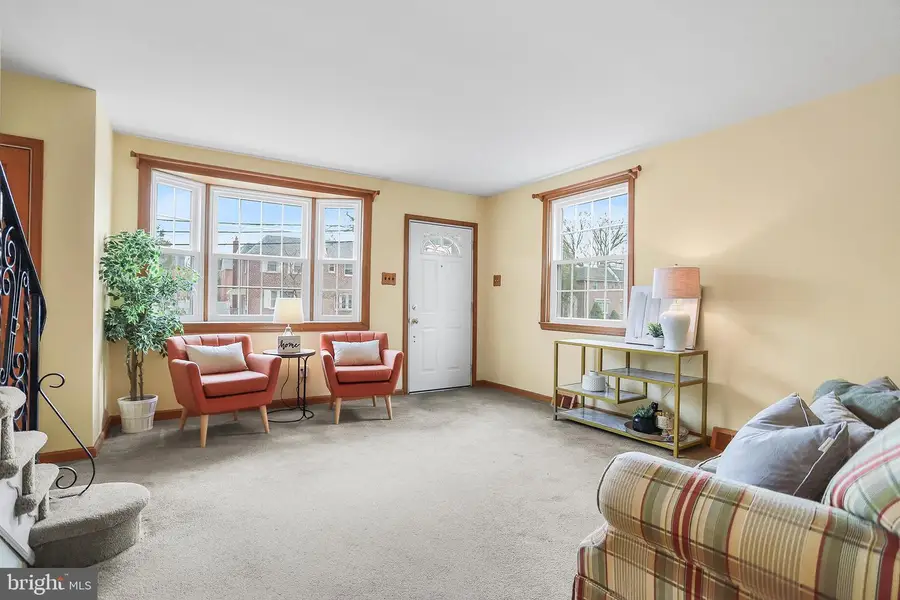 317 E Rodgers St, Ridley Park, PA 19078 - #2