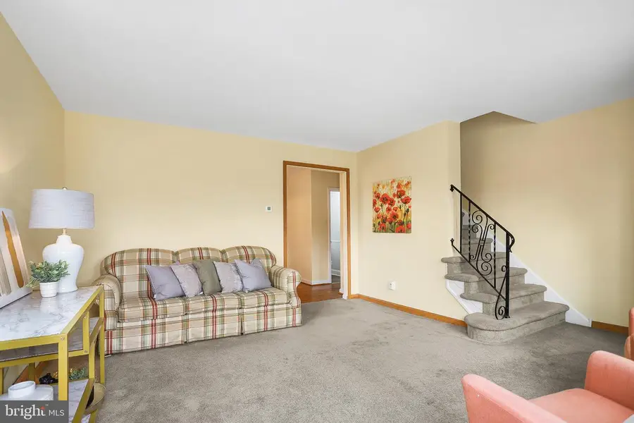 317 E Rodgers St, Ridley Park, PA 19078 - #3