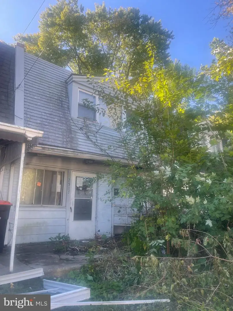 2517 Peoples St, Chester, PA 19013 - #1