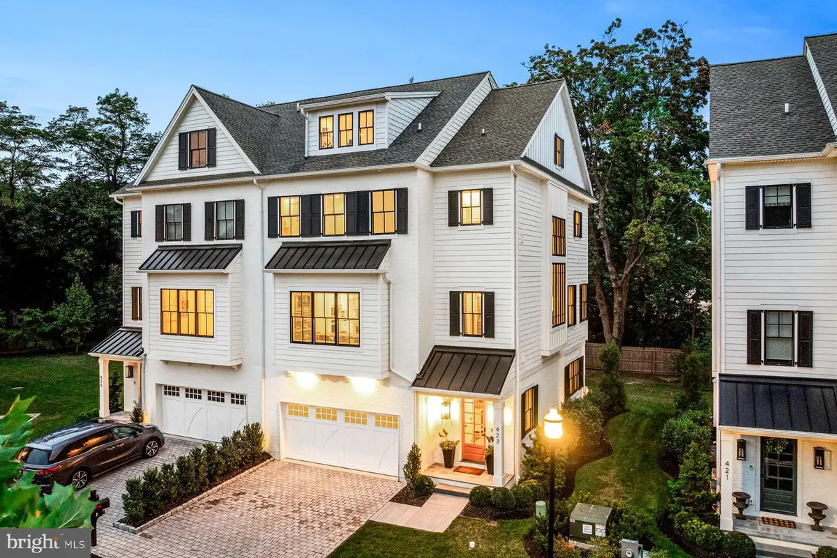 423 Maplewood Ave, Wayne, PA 19087 - #1