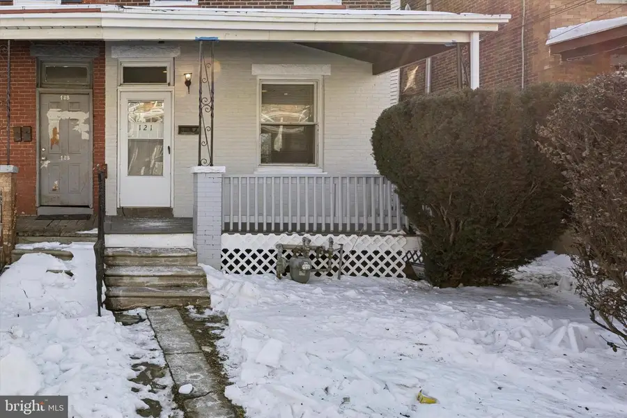 121 N Front St, Darby, PA 19023 - #2