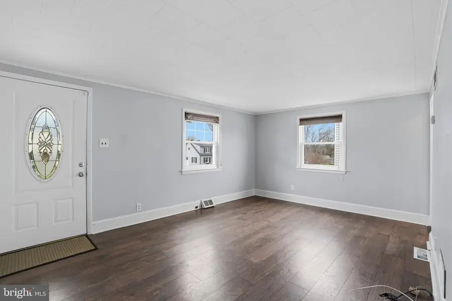 78 Seward Ln, Aston, PA 19014 - #3