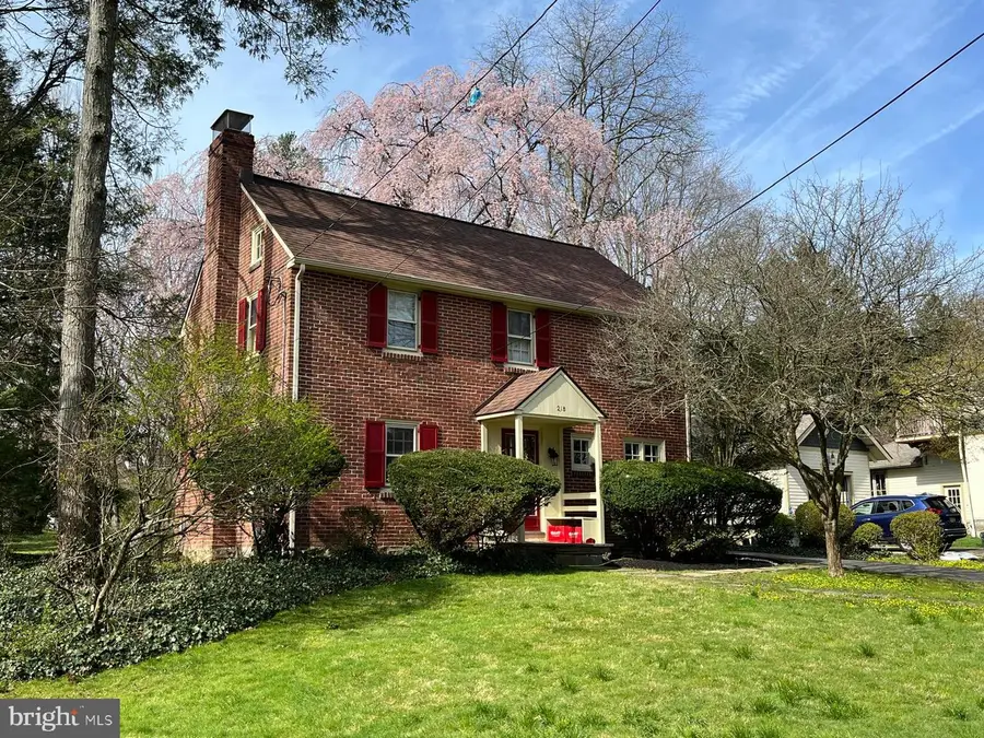 218 Vassar Ave, Swarthmore, PA 19081 - #3