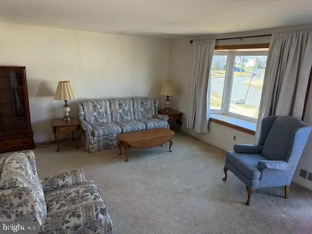 902 Eisenhower Ave, Woodlyn, PA 19094 - #3