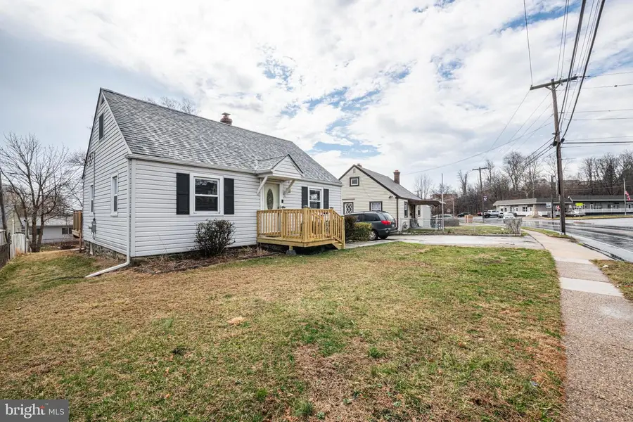 2015 Dutton Mill Rd, Aston, PA 19014 - #3