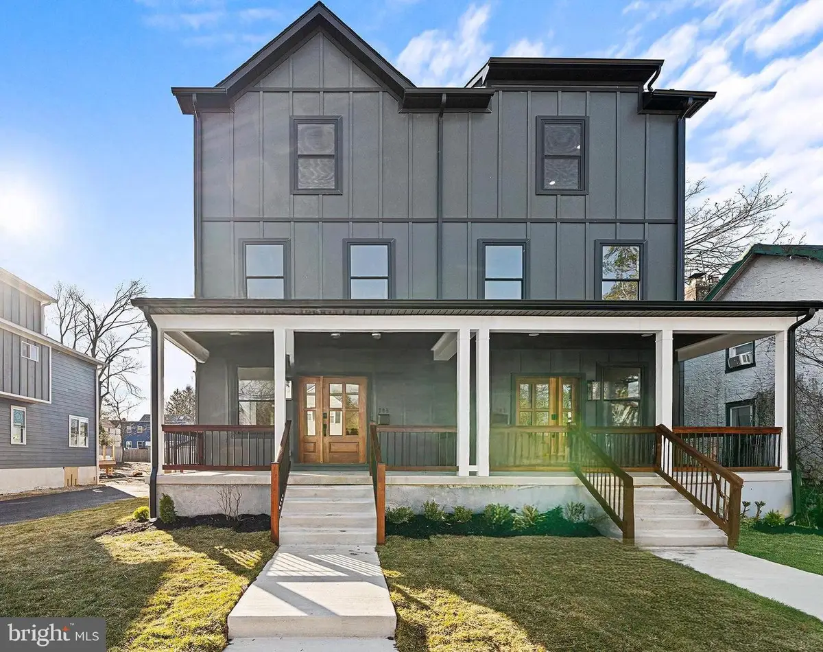 705 Preston Ave, Bryn Mawr, PA 19010 - #1