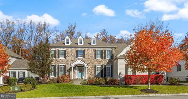 3905 Woodland Dr, NEWTOWN SQUARE, PA 19073