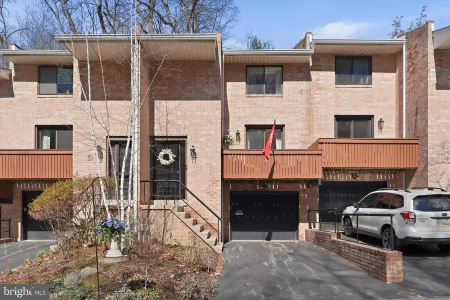 628 N Lemon St, Media, PA 19063 - #2