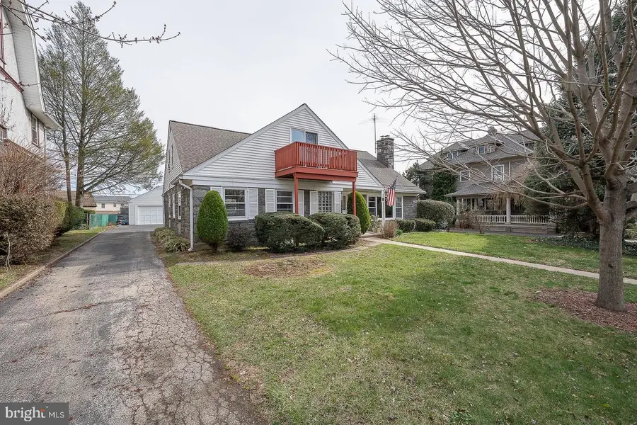 11 Tenby Rd, Havertown, PA 19083 - #2