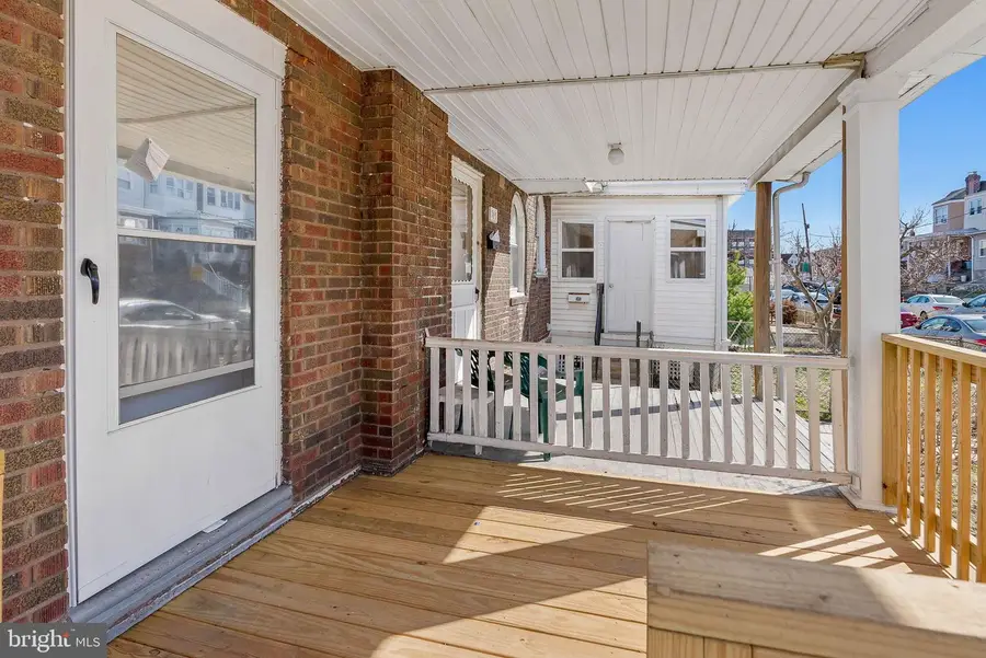 513 Woodcliffe Rd, Upper Darby, PA 19082 - #3