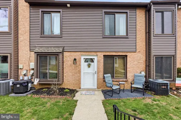 5200 Hilltop Dr #f2, BROOKHAVEN, PA 19015