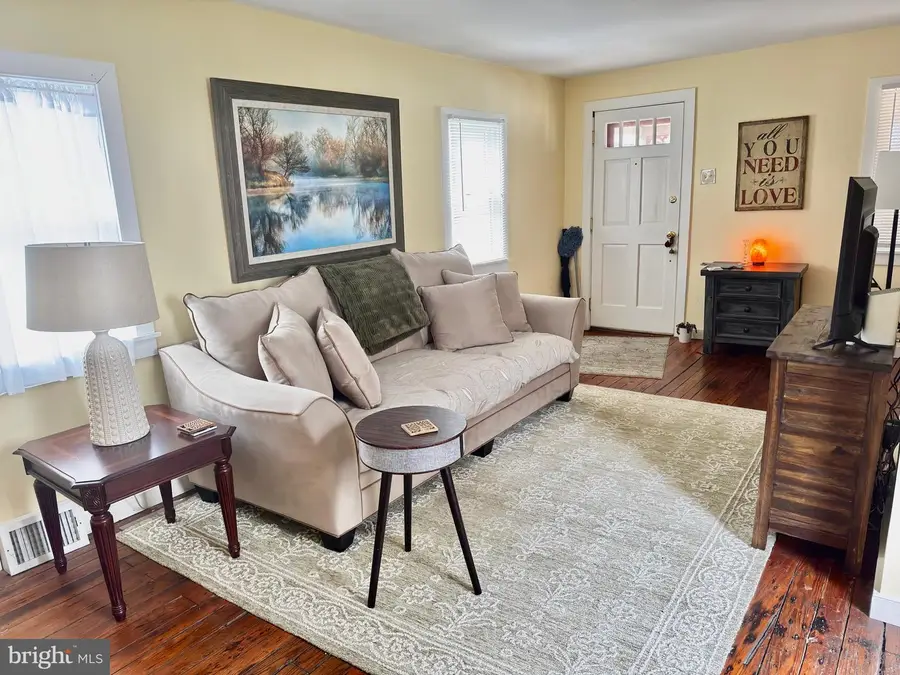 621 South Ave, Media, PA 19063 - #3