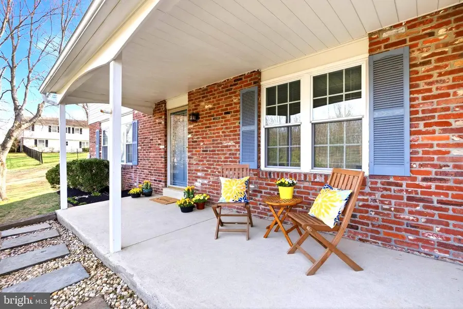 221 Foxcroft Rd, Broomall, PA 19008 - #3