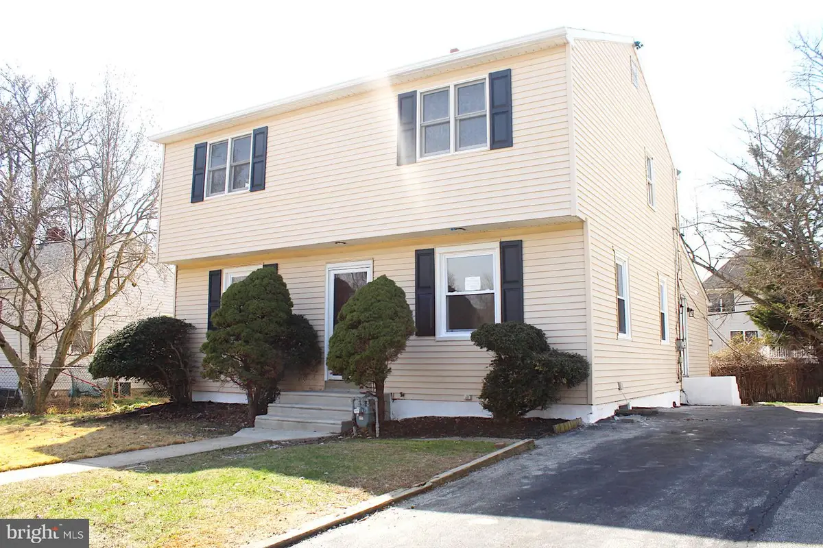 307 Park Cir, Norwood, PA 19074 - #1