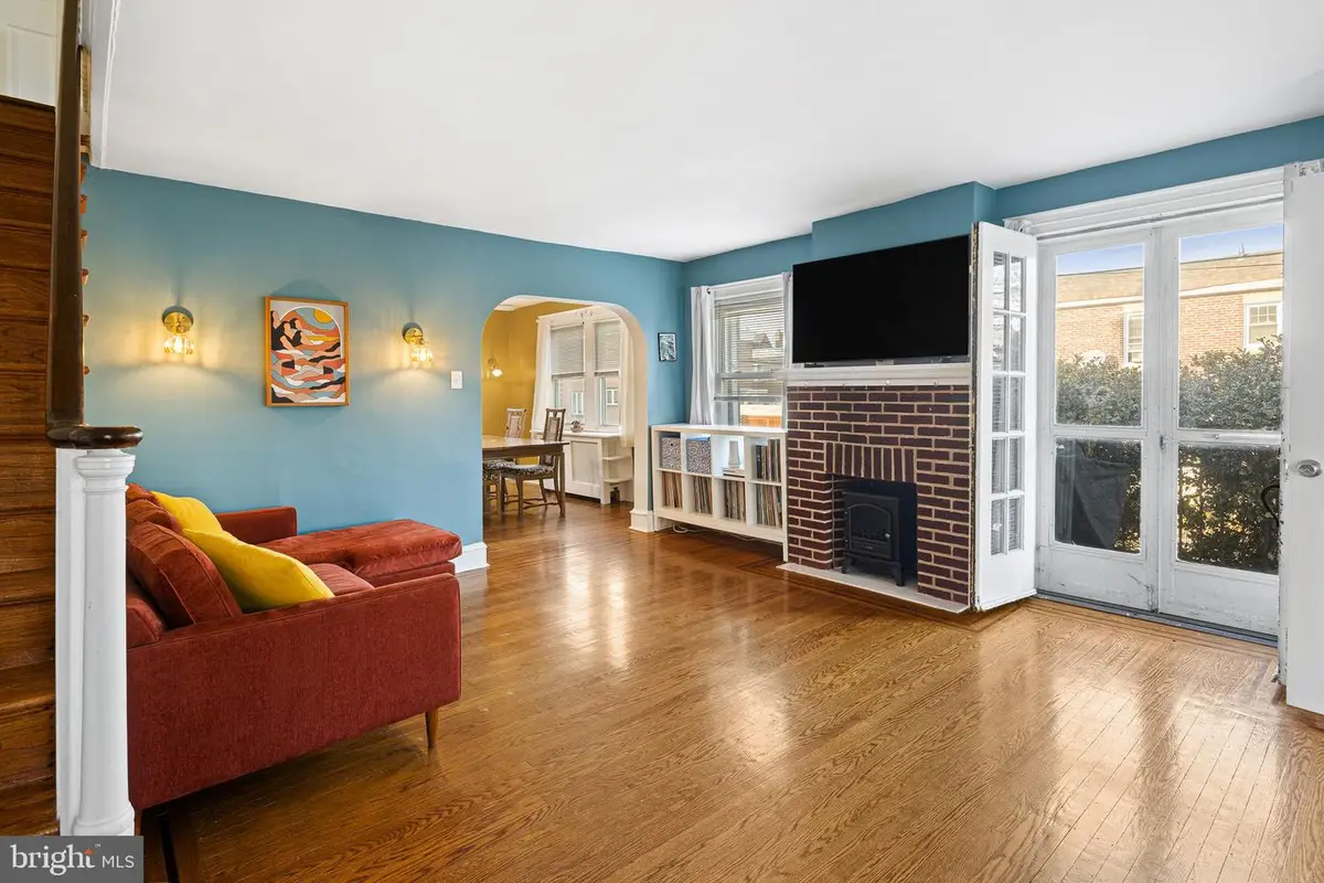 221 W Albemarle Ave, Lansdowne, PA 19050 - #1