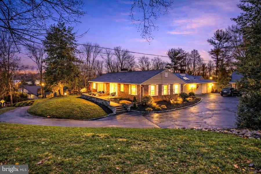 4 Bullens Ln, Wallingford, PA 19086 - #2