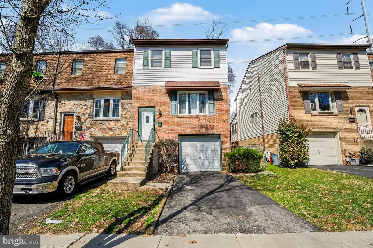 373 Hillside Rd, Ridley Park, PA 19078 - #1