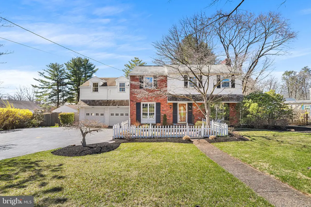 538 S Media Line Rd, Newtown Square, PA 19073 - #1