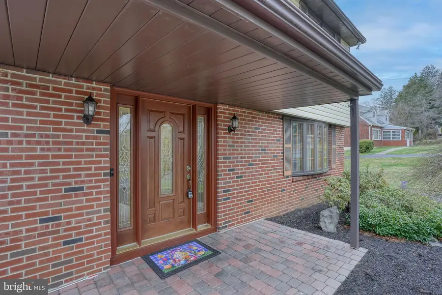 3850 Naamans Creek Rd, Upper Chichester, PA 19061 - #3