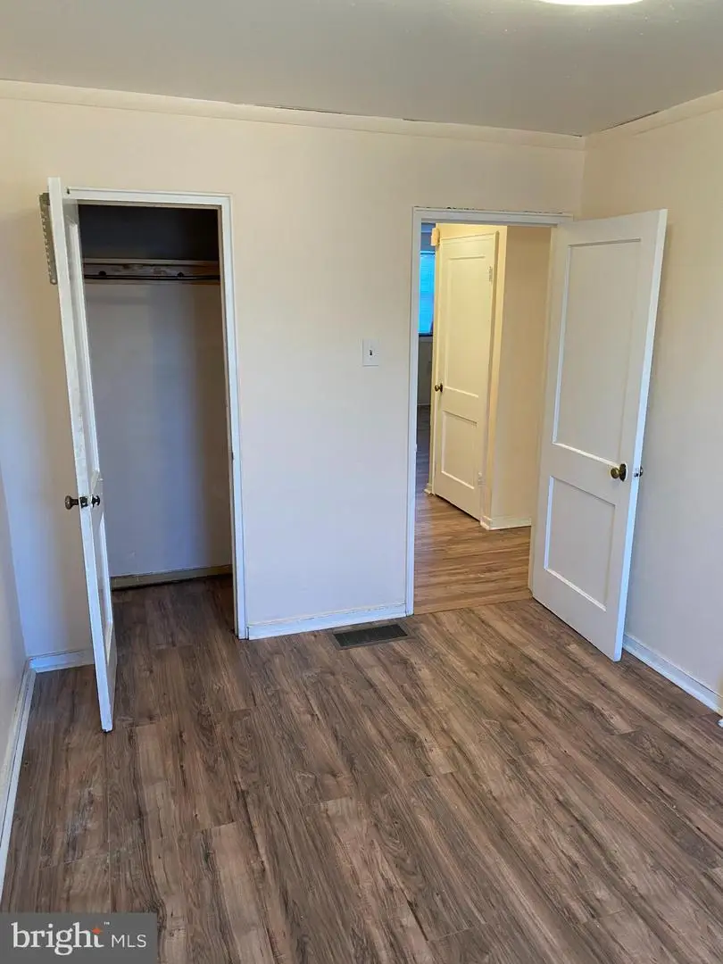 1012 Ash Rd, Sharon Hill, PA 19079 - #2