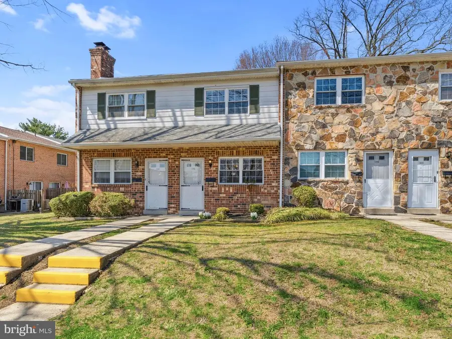 1334 Rolling Glen Dr #22, Upper Chichester, PA 19061 - #2