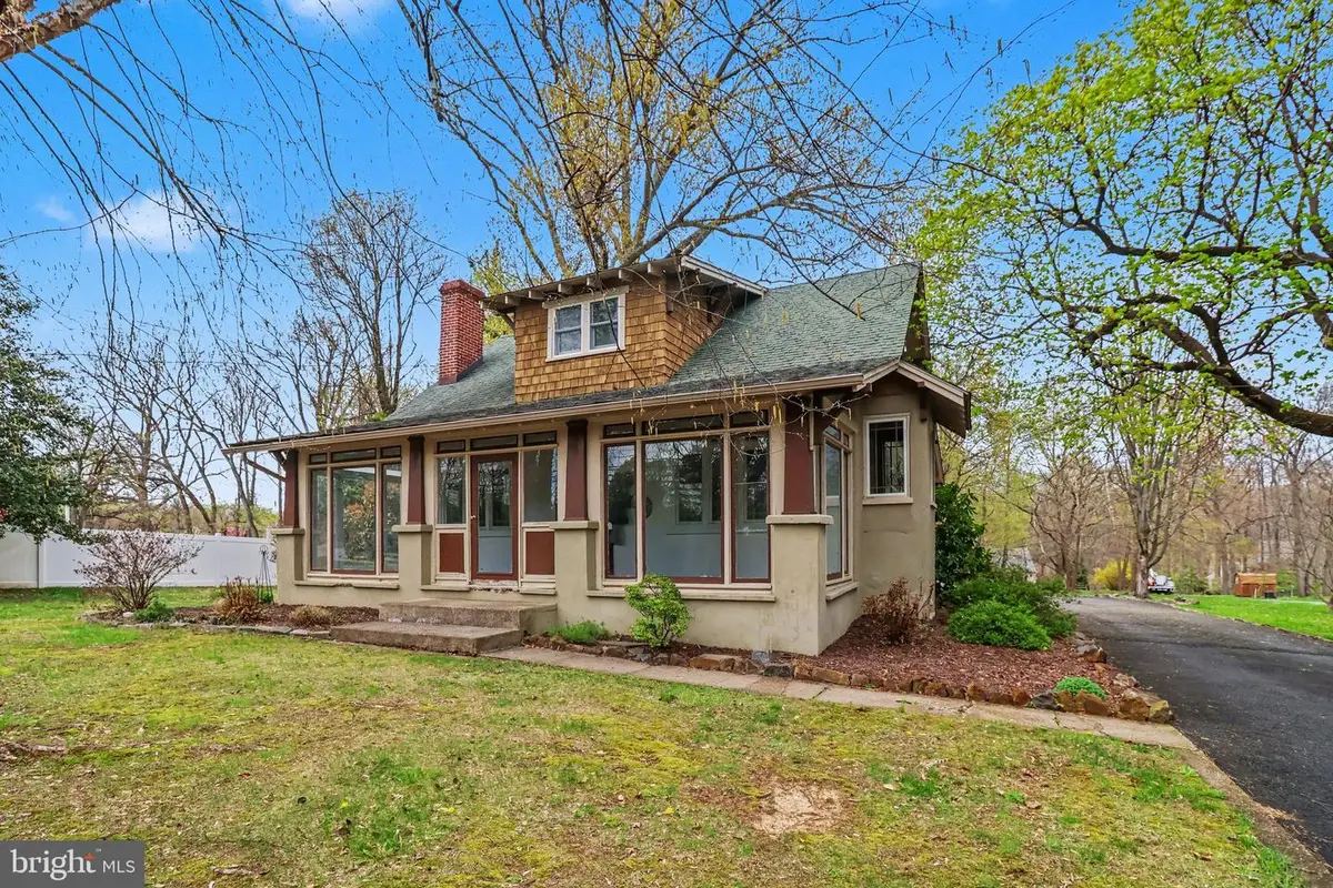 1438 Naamans Creek Rd, Garnet Valley, PA 19060 - #1