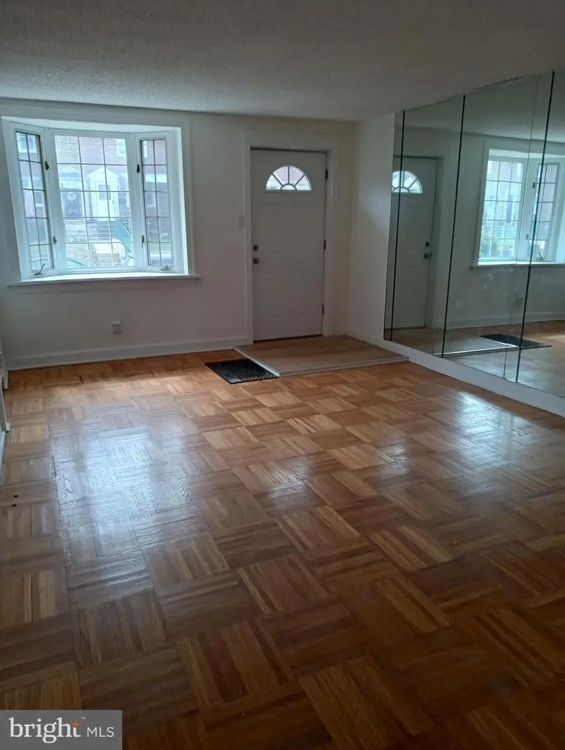 123 Spring Valley Rd, Darby, PA 19023 - #3