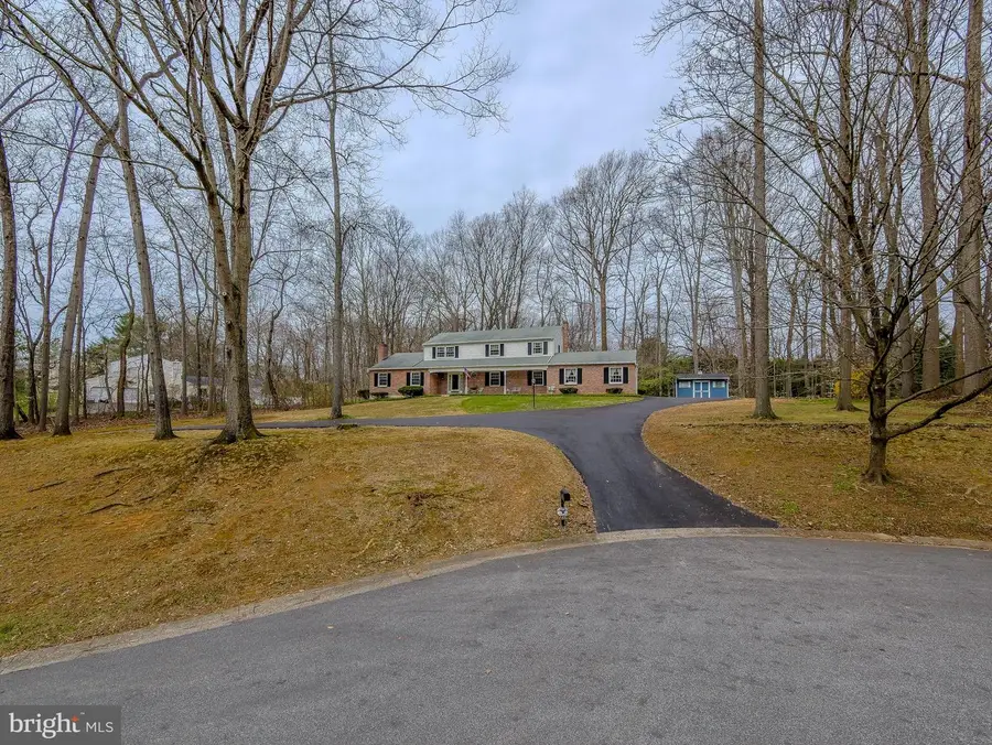 3 Running Brook Rd, Glen Mills, PA 19342 - #2