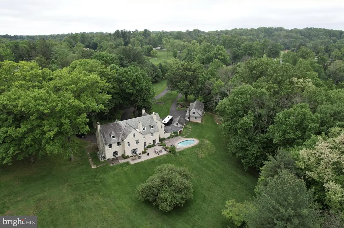 846 Maplewood Rd, Wayne, PA 19087 - #1