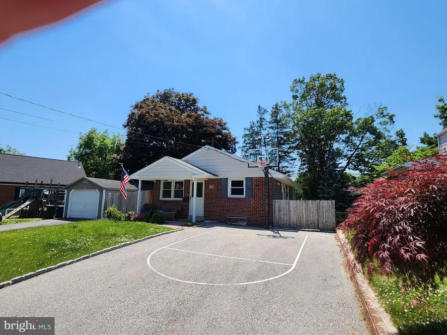 20 Cedar Rd, Wallingford, PA 19086 - #2