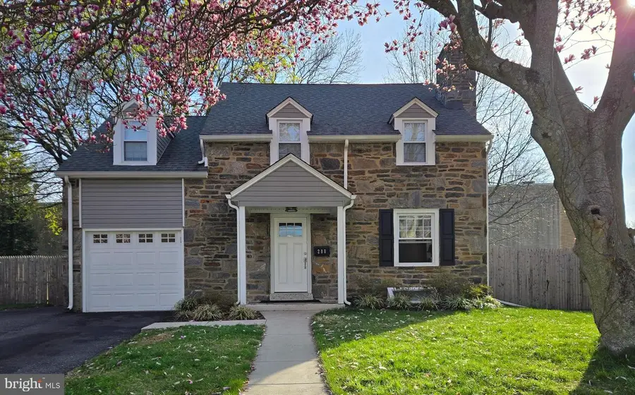 208 Parham Rd, Springfield, PA 19064 - #2