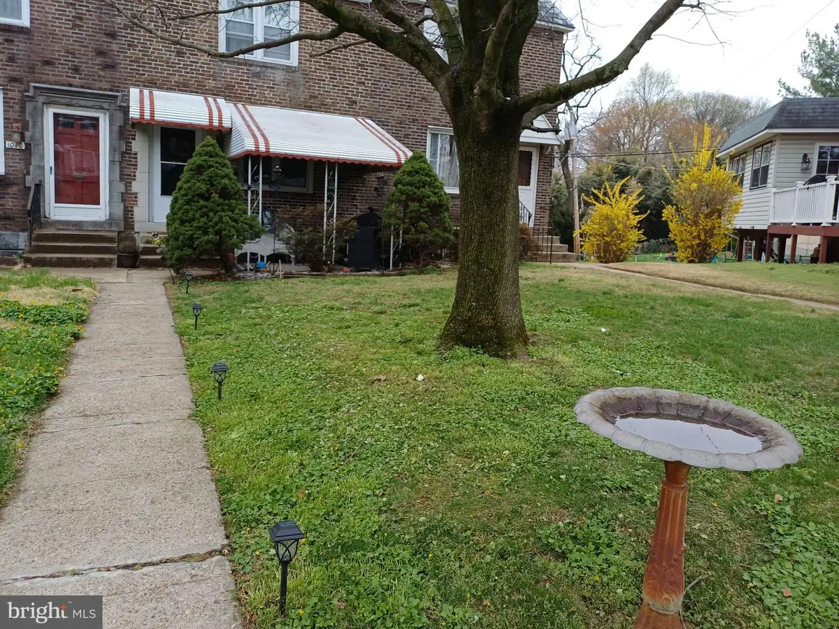 1012 Windsor Rd, Darby, PA 19023 - #1