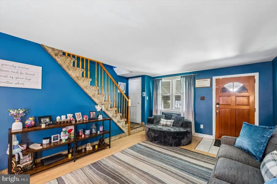 1012 Windsor Rd, Collingdale, PA 19023 - #3