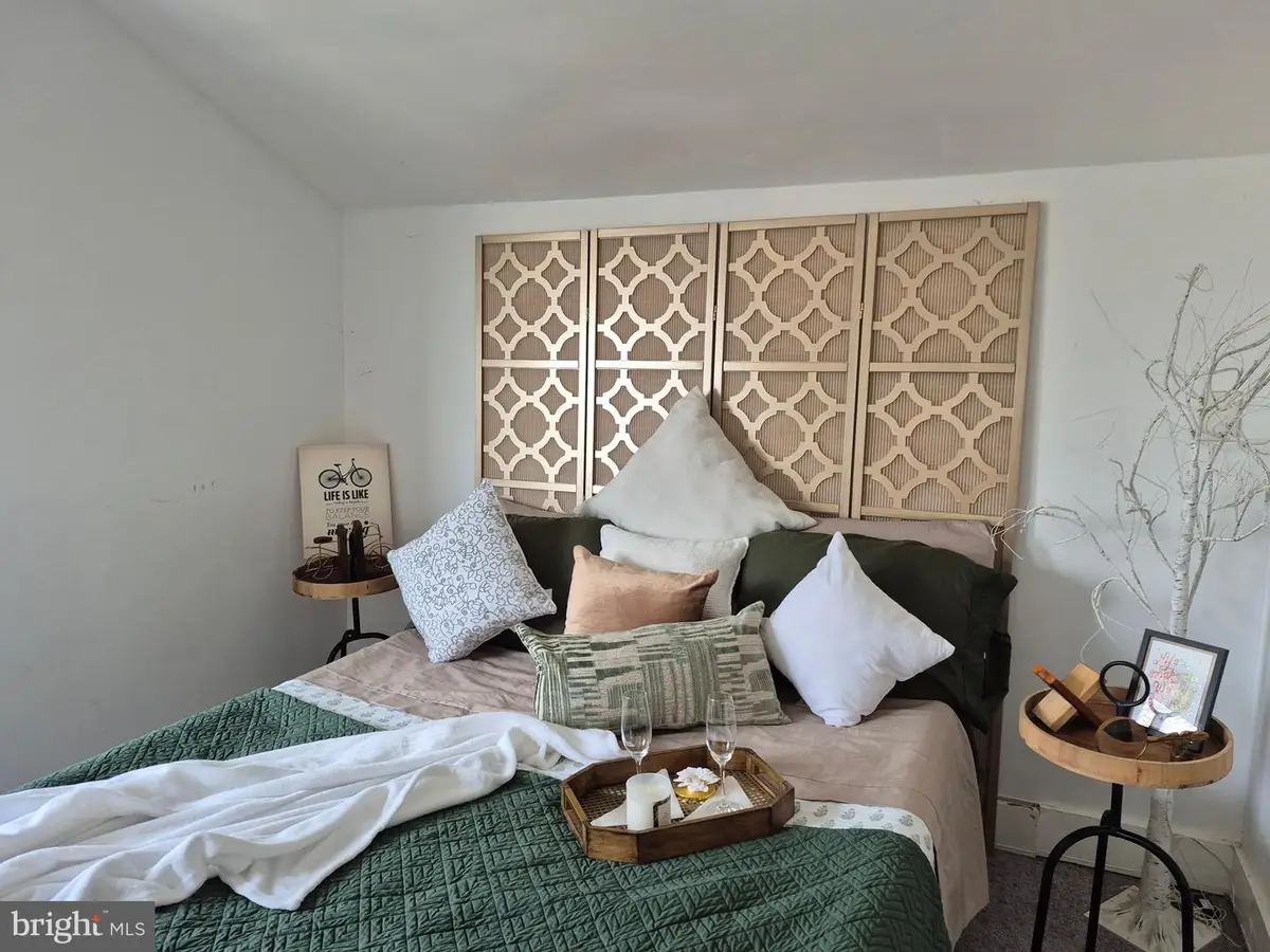 916 Spruce St, Collingdale, PA 19023 - #1