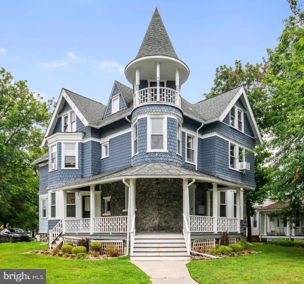 315 N Swarthmore Ave, Ridley Park, PA 19078 - #1