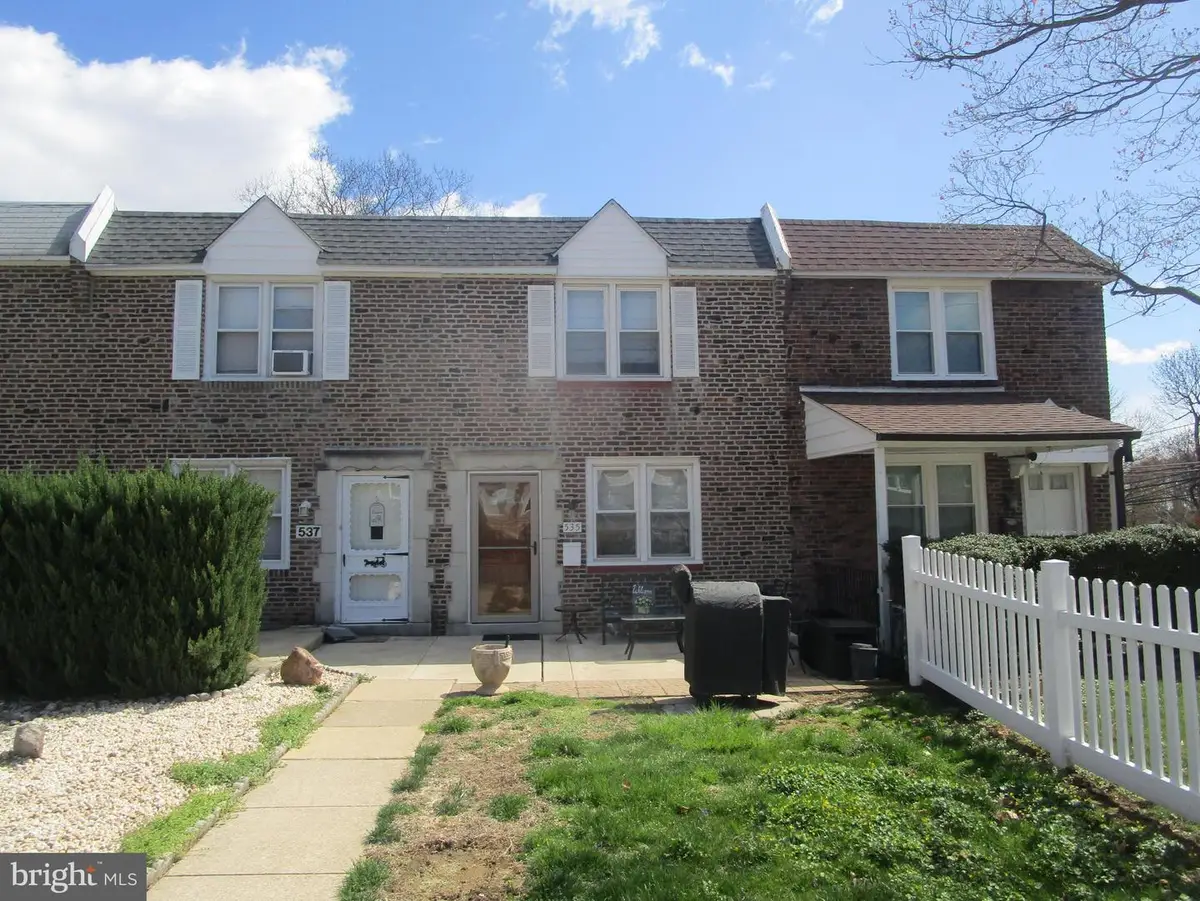 535 Seven Oaks Dr, Clifton Heights, PA 19018 - #1