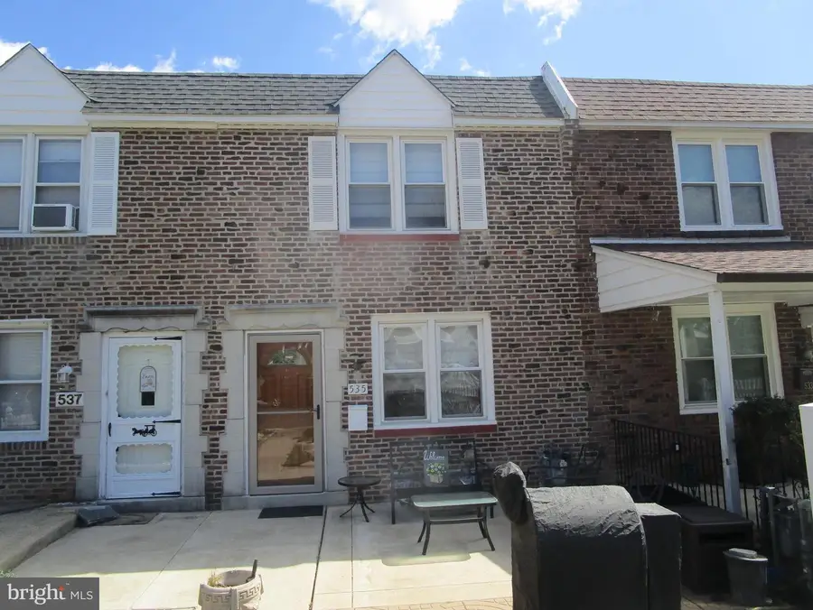 535 Seven Oaks Dr, Clifton Heights, PA 19018 - #2