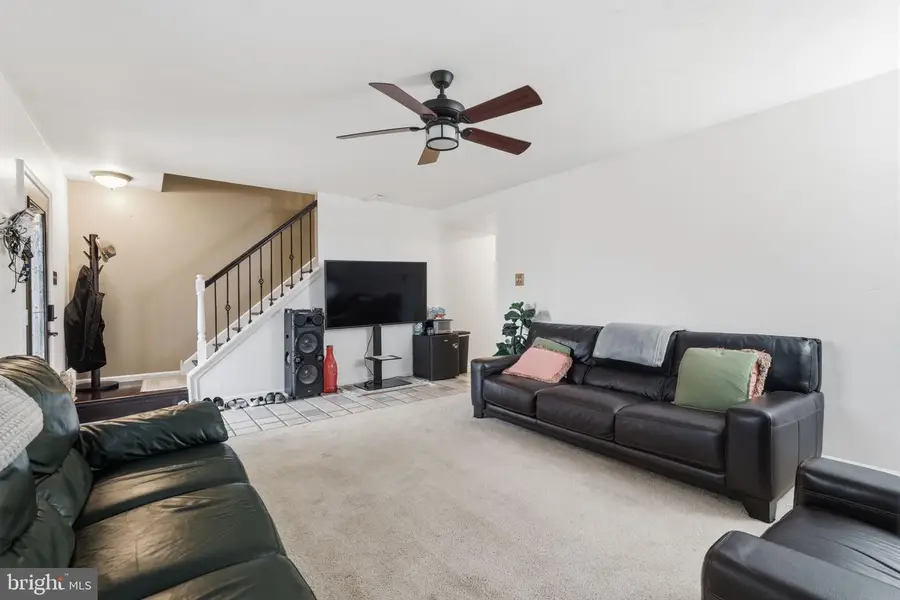 4050 Yorktown Dr, Upper Chichester, PA 19061 - #3