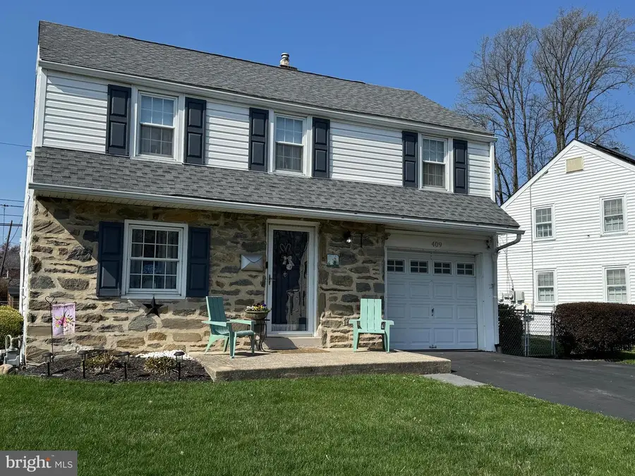 409 Holmes Rd, Morton, PA 19070 - #3