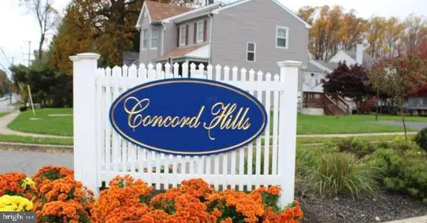 11 Victoria Dr, ASTON, PA 19014